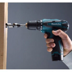 df330dwe_action1_makita_2100259616-600x600