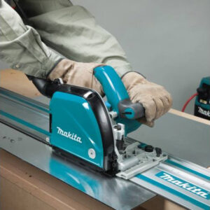 MAKITA_CA5000X
