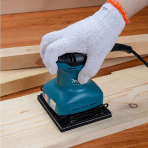 may-cha-nham-vuong-makita-m9200b-180w-3