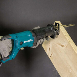 may-cua-kiem-makita-jr3051tk-1200w-3