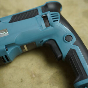 may-khoan-be-tong-makita-m8701b-4