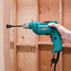 may-khoan-makita-6307-13mm-530w-1