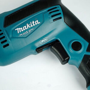 may-khoan-makita-m6001b-2