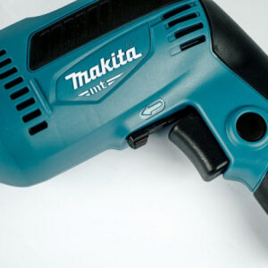 may-khoan-makita-m6002b-2