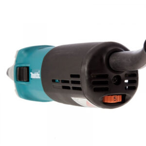 may-mai-khuon-makita-gd0810c-2