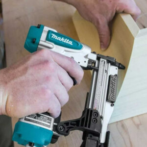 sung-ban-dinh-thang-makita-af353-4
